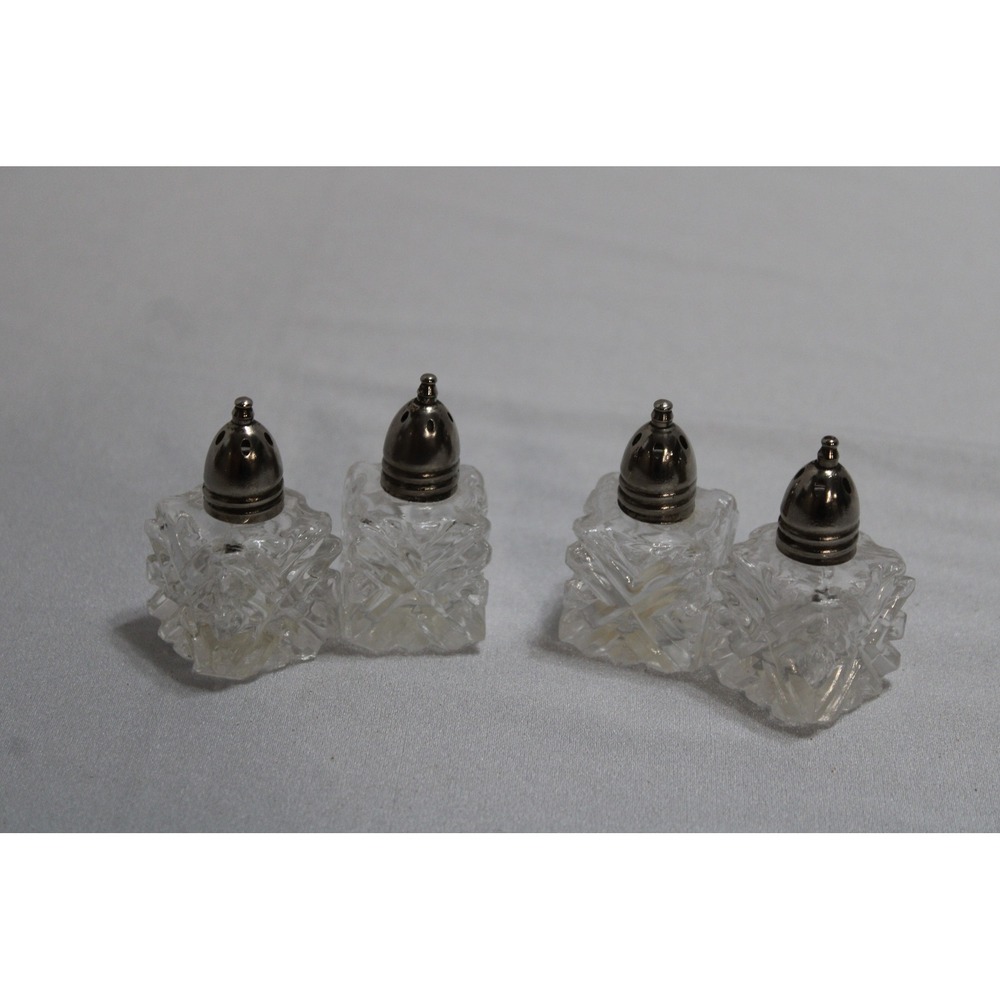 Vintage Rogers Crystal Salt and Pepper Shakers Set of 4 Square Diamond Cut Korea